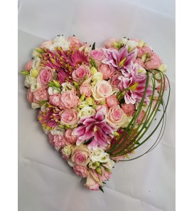 Le grand coeur de fleurs variées fleuriste leloup