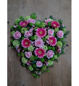 Le grand coeur de fleurs variées fleuriste leloup